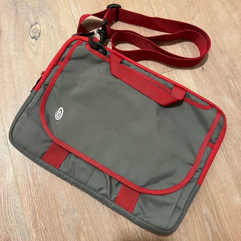 Timbuk2 Gray and Red Laptop Bag 15” by 11” padded crossbody